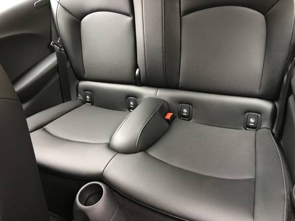 2016 Mini Cooper 2 Door Hatchback Only 18,000 miles One Owner for sale in Beaverton, OR – photo 7