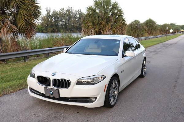 2011 BMW 5 Series 528i 4dr Sedan 999 DOWN U DRIVE! EASY for sale in Davie, FL – photo 4