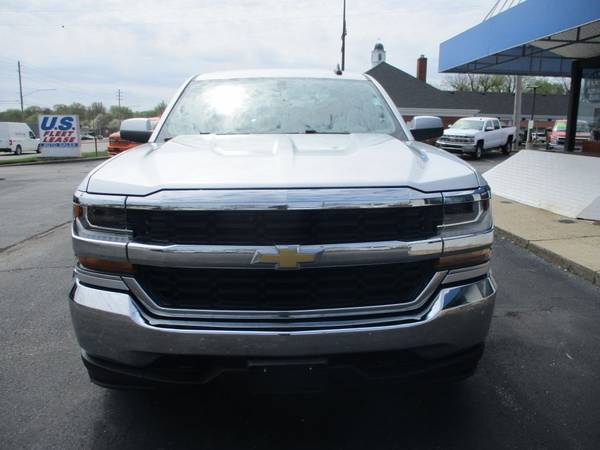 2016 Chevrolet Chevy Silverado 1500 LT - - by dealer for sale in BLUE SPRINGS, MO – photo 9