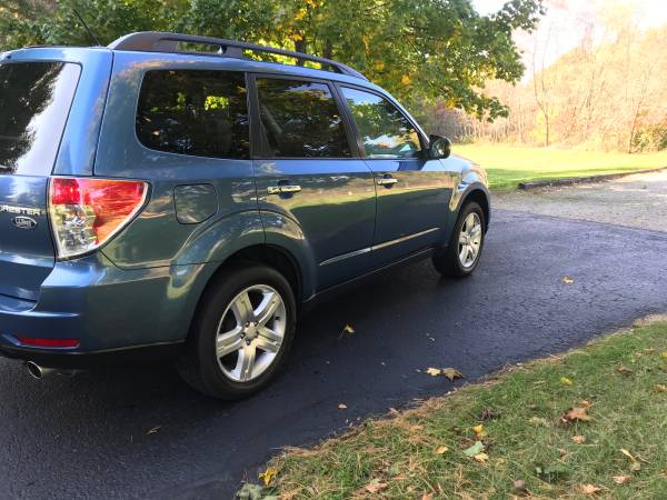2009 SUBARU FORESTER *** LL BEAN *** AWD *** HEATED LEATHER SEATS *** for sale in Traverse City, MI – photo 4