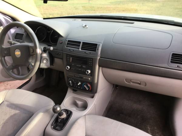 2006 Chevy Cobalt $750 *** NEEDS CLUTCH REPLACED***need gone asap for sale in Eau Claire, WI – photo 6