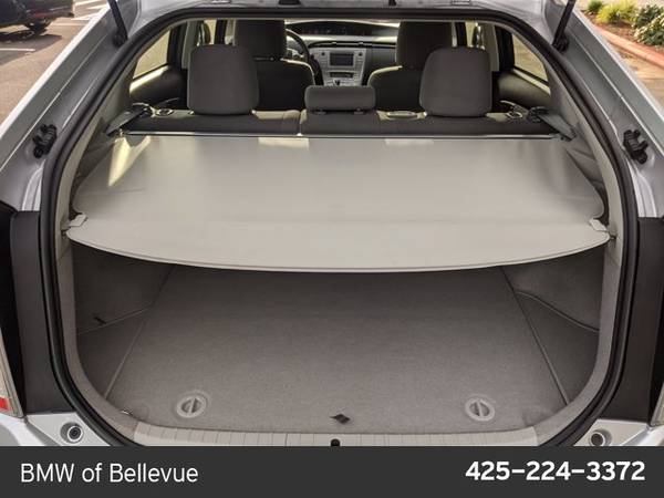 2013 Toyota Prius Two SKU:D5599174 Hatchback - cars & trucks - by... for sale in Bellevue, WA – photo 6
