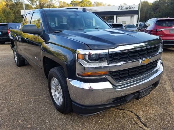 2018 *Chevrolet* *Silverado 1500* *DOUBLE CAB ONE OWNER - cars &... for sale in Vicksburg, AR – photo 3