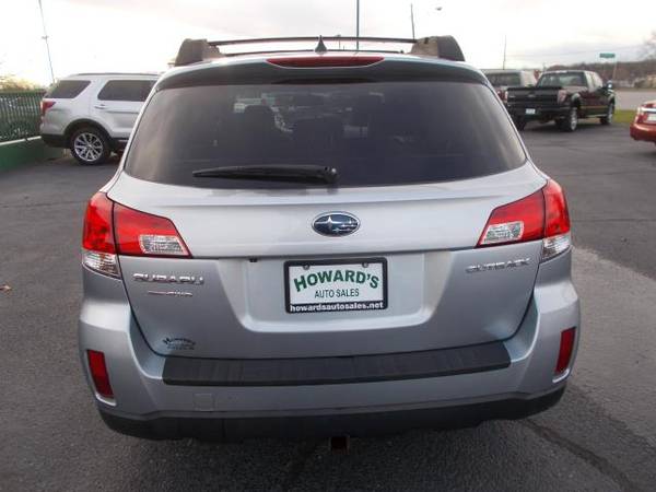 2013 Subaru Outback 2.5i Limited - cars & trucks - by dealer -... for sale in Elkhart, IN – photo 5