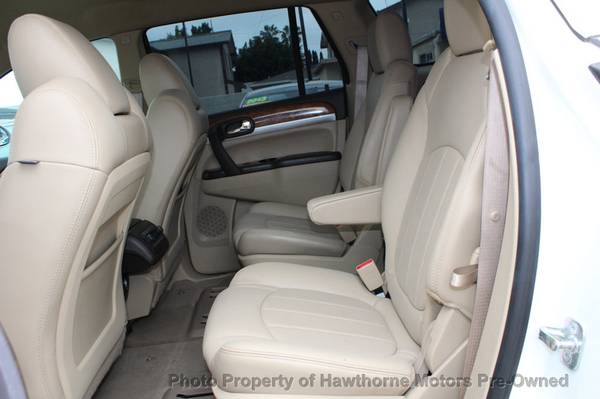 2011 *Buick* *Enclave* *AWD 3rd row, Navi, Leather for sale in Lawndale, CA – photo 8