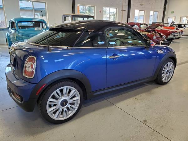 2012 Mini Cooper Coupe 2dr S - cars & trucks - by dealer - vehicle... for sale in Bend, OR – photo 4