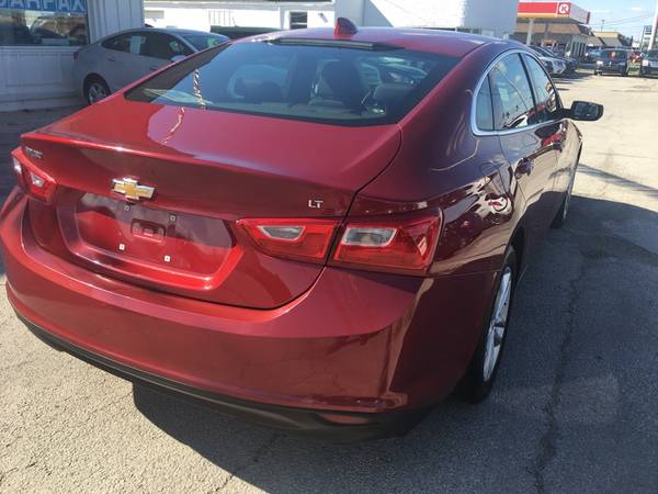 2018 Chevrolet Malibu LT - - by dealer - vehicle for sale in Bowling green, OH – photo 16