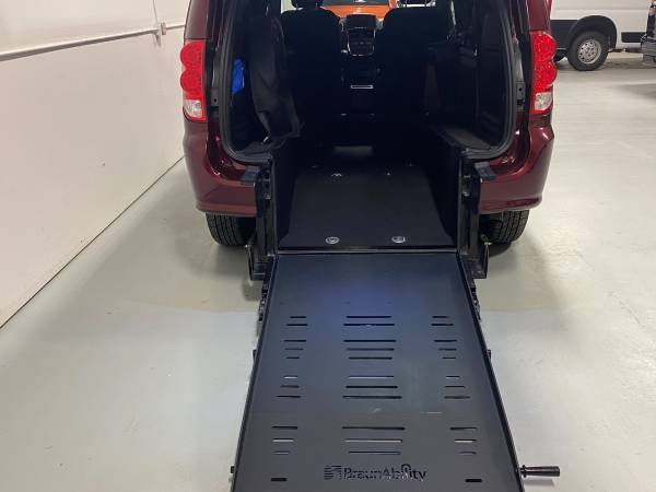 Wheelchair accessible 2018 dodge grand caravan - - by for sale in Wasilla, AK – photo 5