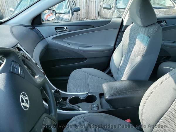 2013 *Hyundai* *Sonata* *GLS* Silver - cars & trucks - by dealer -... for sale in Woodbridge, District Of Columbia – photo 9