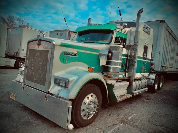 2007 KENWORTH W900L - cars & trucks - by owner - vehicle automotive... for sale in Avenel, NJ – photo 5