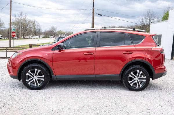 2016 Toyota RAV4 LE - - by dealer - vehicle automotive for sale in Fayetteville, AR – photo 11
