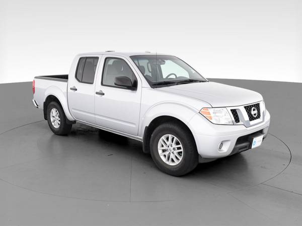 2018 Nissan Frontier Crew Cab SV Pickup 4D 5 ft pickup Silver for sale in Cookeville, TN – photo 15