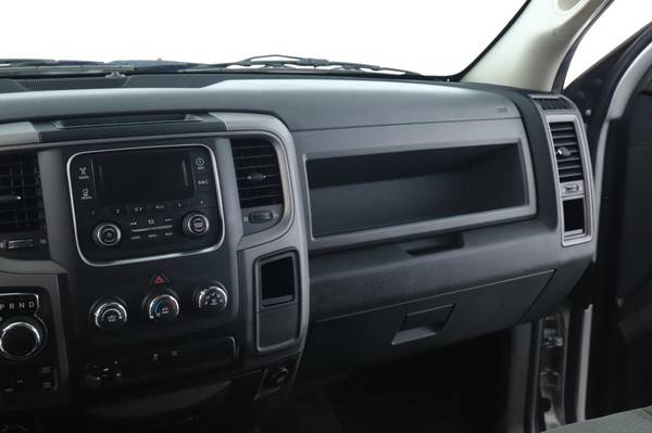 2015 RAM 1500 Express Crew Cab 4X4 Crew Cab Pickup for sale in Amityville, NY – photo 5