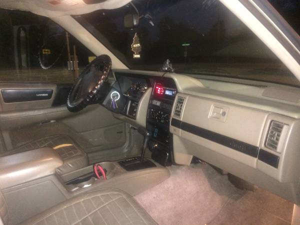 1995 Gold Jeep Cherokee for sale in Louisville, KY – photo 6