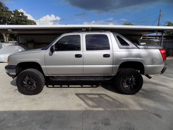 2006 chevy avalanche for sale in Denton, TX – photo 6
