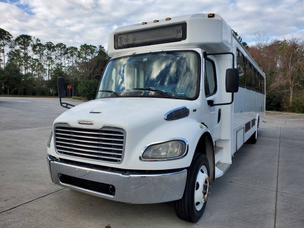 2013 Freightliner Custom Classic 36 Passenger Wheelchair Shuttle Bus for sale in Palm Coast, FL – photo 2