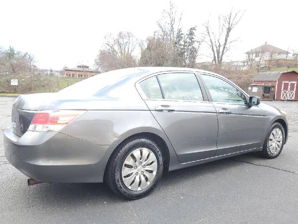 2009 Honda Accord 160k miles NEEDS NOTHING! - cars & trucks - by... for sale in Bloomfield, CT – photo 2