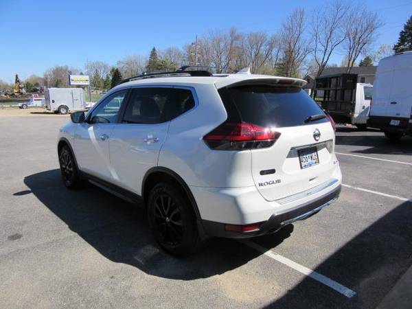 2017 Nissan Rogue SV Midnight Edition Edition - - by for sale in Madison Lake, MN – photo 6