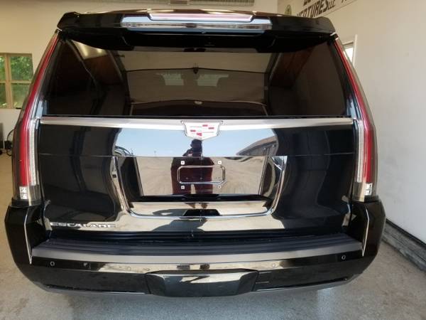 2015 Cadillac Escalade ESV Premium 4WD for sale in Hudsonville, MI – photo 14