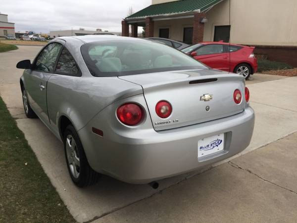 2007 CHEVROLET COBALT LS - 5-Speed Manual 4-CYLINDER Chevy RUNS GREAT for sale in Frederick, CO – photo 5