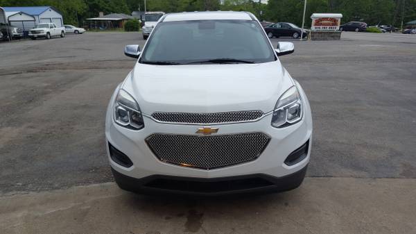 2017 Chevy Equinox L - - by dealer - vehicle for sale in Ashland City, TN – photo 3