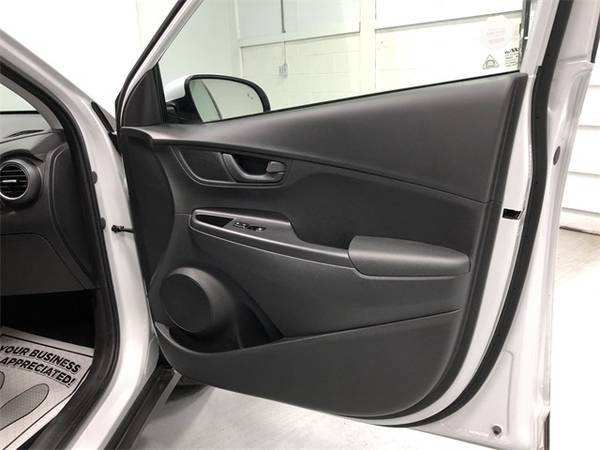2018 Hyundai Kona SEL with - - by dealer - vehicle for sale in Wapakoneta, OH – photo 15