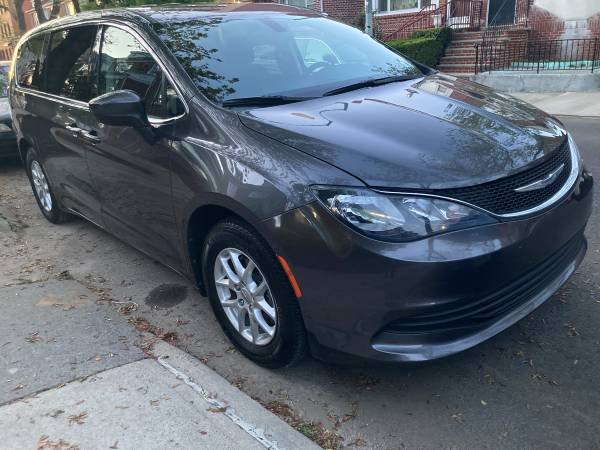 2018 Chrysler Pacifica Touring for sale in Brooklyn, NY – photo 8