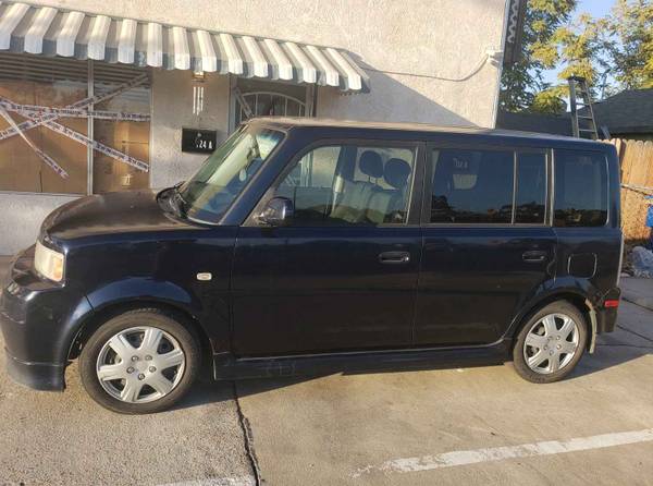 Super cute Scion xB! Great first car! $2,500 OBO for sale in Bakersfield, CA – photo 3