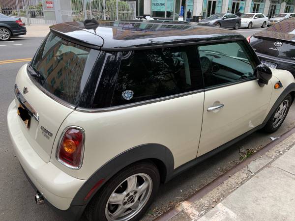 2009 Mini Cooper Hardtop 2Dr Automatic Good Condition for sale in Brooklyn, NY – photo 5