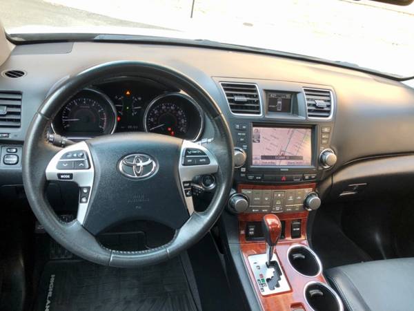2012 Toyota Highlander 4WD V6 Limited, 3d Row, Low Miles!!! - cars &... for sale in Carson City, NV – photo 14