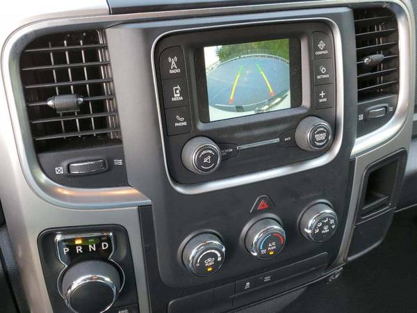 2020 Ram 1500 Classic Crew Cab SLT Pickup 4D 6 1/3 ft pickup White -... for sale in Memphis, TN – photo 21