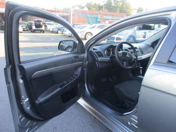 2013 Mitsubishi lancer ES Very Clean/Clean Title & Cold A/C for sale in Roanoke, VA – photo 10