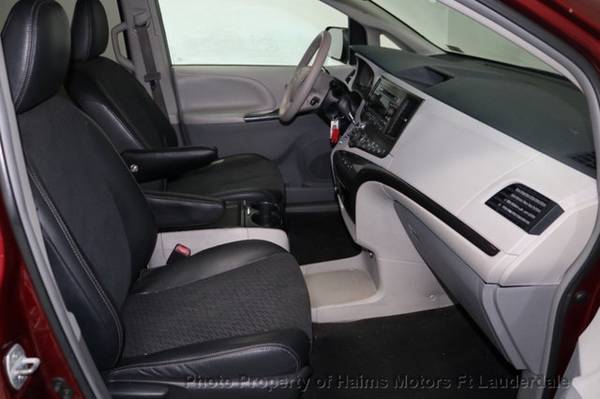 2013 Toyota Sienna 5dr 8-Passenger Van V6 SE FWD for sale in Lauderdale Lakes, FL – photo 15
