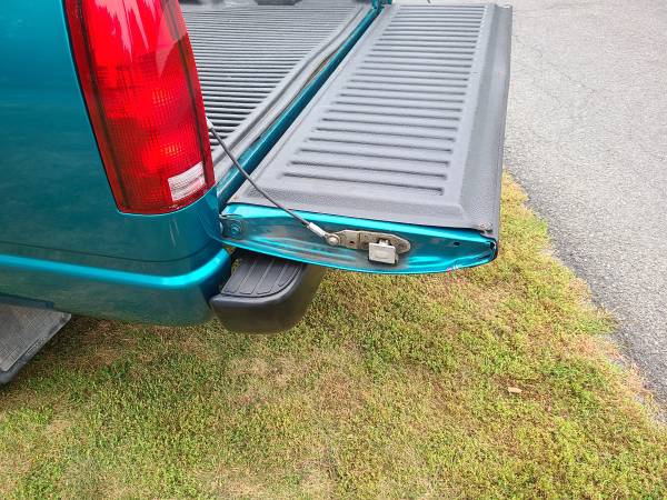 1995 Chevrolet C2500 Cheyenne, 31,000 miles, trades accepted - cars... for sale in Rensselaer, NY – photo 22