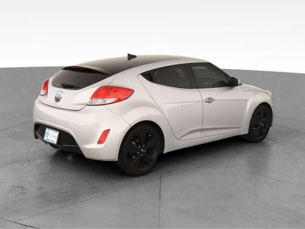 2017 Hyundai Veloster Value Edition Coupe 3D coupe Silver - FINANCE... for sale in Van Nuys, CA – photo 11
