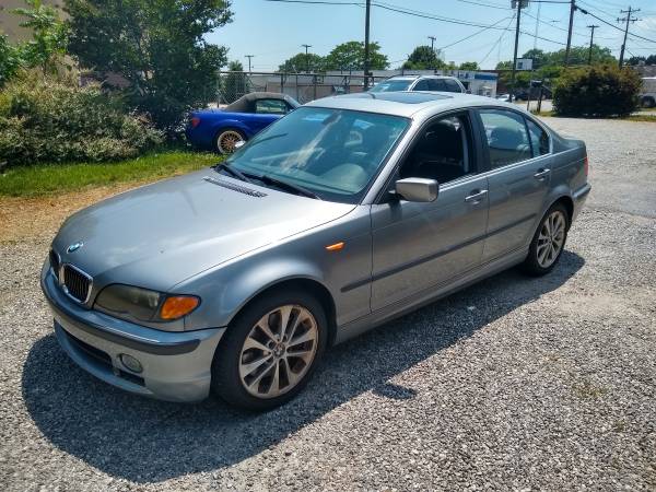 2005 BMW 330xi - All Wheel Drive for sale in Hickory, NC – photo 3