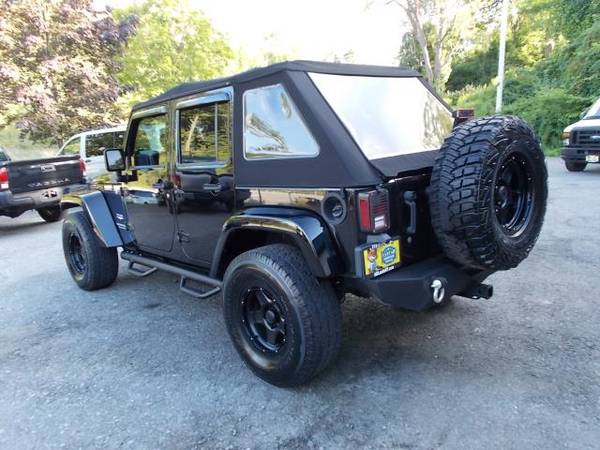 2012 Jeep Wrangler Unlimited 4WD 4dr Sahara - cars & trucks - by... for sale in Cohoes, AK – photo 6
