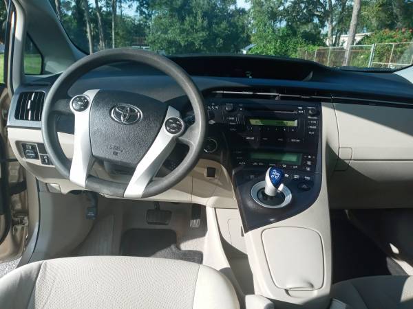 2011 Toyota Prius Hybrid lll - cars & trucks - by dealer - vehicle... for sale in Clearwater, FL – photo 11