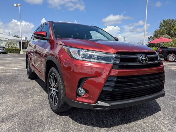 2017 Toyota Highlander SE AWD All Wheel Drive SKU:HS449917 - cars &... for sale in Fort Myers, FL – photo 5