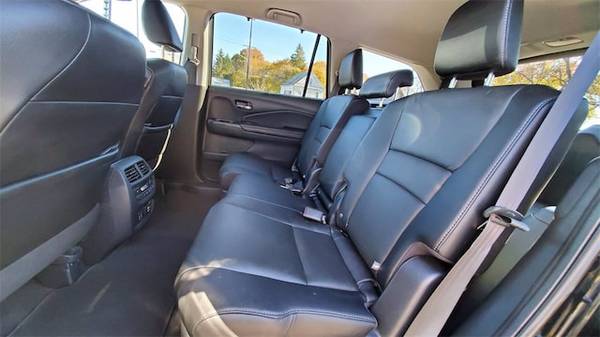 2020 Honda Pilot Touring 8-Passenger - - by dealer for sale in Greenfield, MA – photo 24