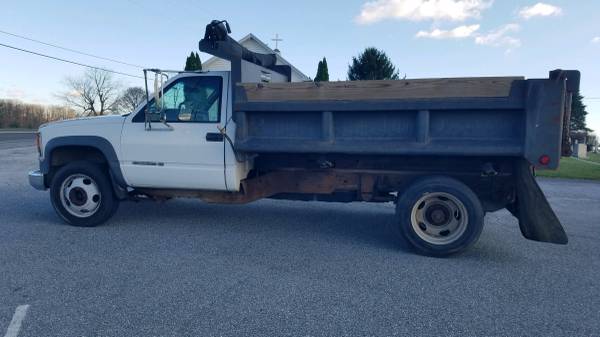 2001 Chevrolet 3500 HD Dump Truck - cars & trucks - by owner -... for sale in Woodbine, WV – photo 6
