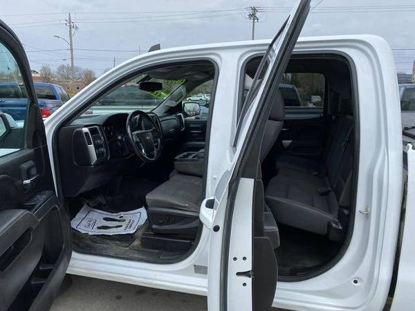 2017 Chevrolet Silverado 1500 LT - - by dealer for sale in Des Moines, IA – photo 12