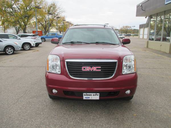 2007 GMC Yukon SLT 4WD - cars & trucks - by dealer - vehicle... for sale in Sioux City, IA – photo 8
