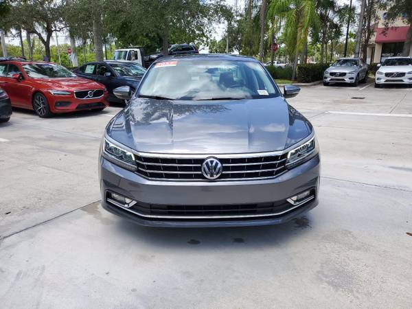 2017 *Volkswagen* *Passat* *1.8T SE Automatic* PLATI - cars & trucks... for sale in Coconut Creek, FL – photo 2