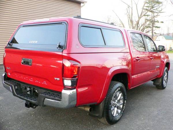 18 Toyota Tacoma Crew 4x4, Burgandy w/ matching cap, Clean! We... for sale in binghamton, NY – photo 6