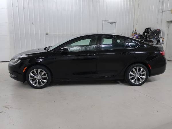 2015 Chrysler 200 S Heated Leather No Accidents - Warranty for sale in Hastings, MI – photo 2