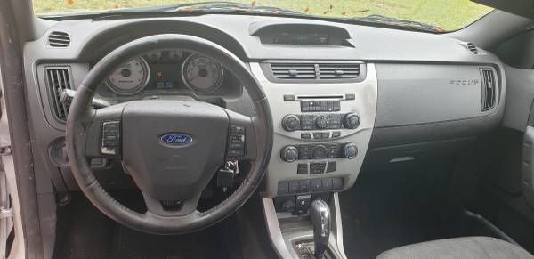 2011 Ford Focus SE - cars & trucks - by dealer - vehicle automotive... for sale in Ravenel, SC – photo 7