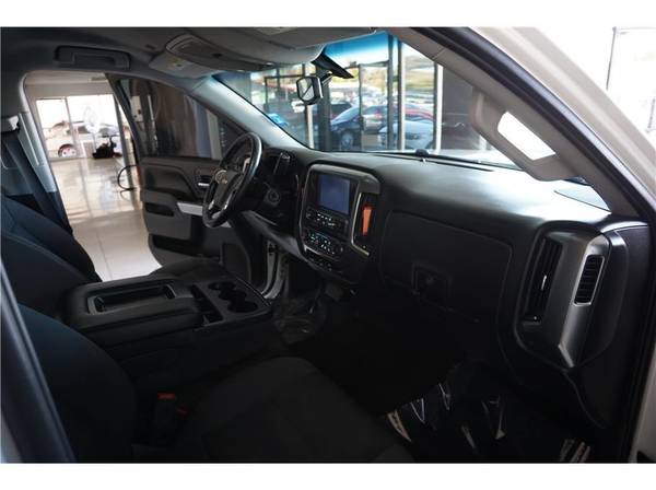 2015 Chevrolet Chevy Silverado 1500 Crew Cab LT Pickup 4D 5 3/4 ft for sale in Sacramento, NV – photo 19