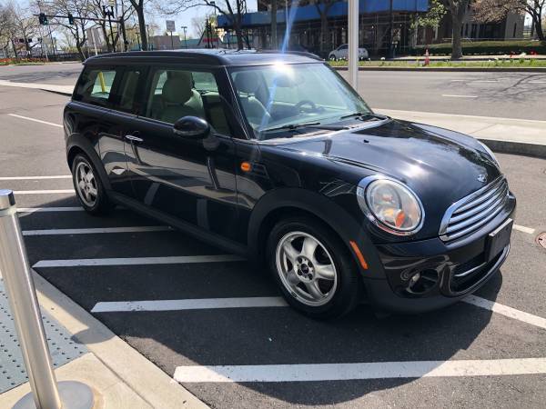 2011 Mini Cooper Clubman, 3 door, clean carfax! for sale in Stratford, NY – photo 3