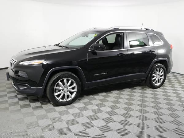 2017 Jeep Cherokee - cars & trucks - by dealer - vehicle automotive... for sale in Inver Grove Heights, MN – photo 2